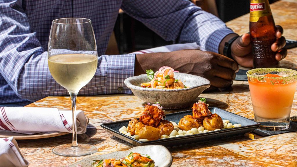Tanta Chicago Happy Hour